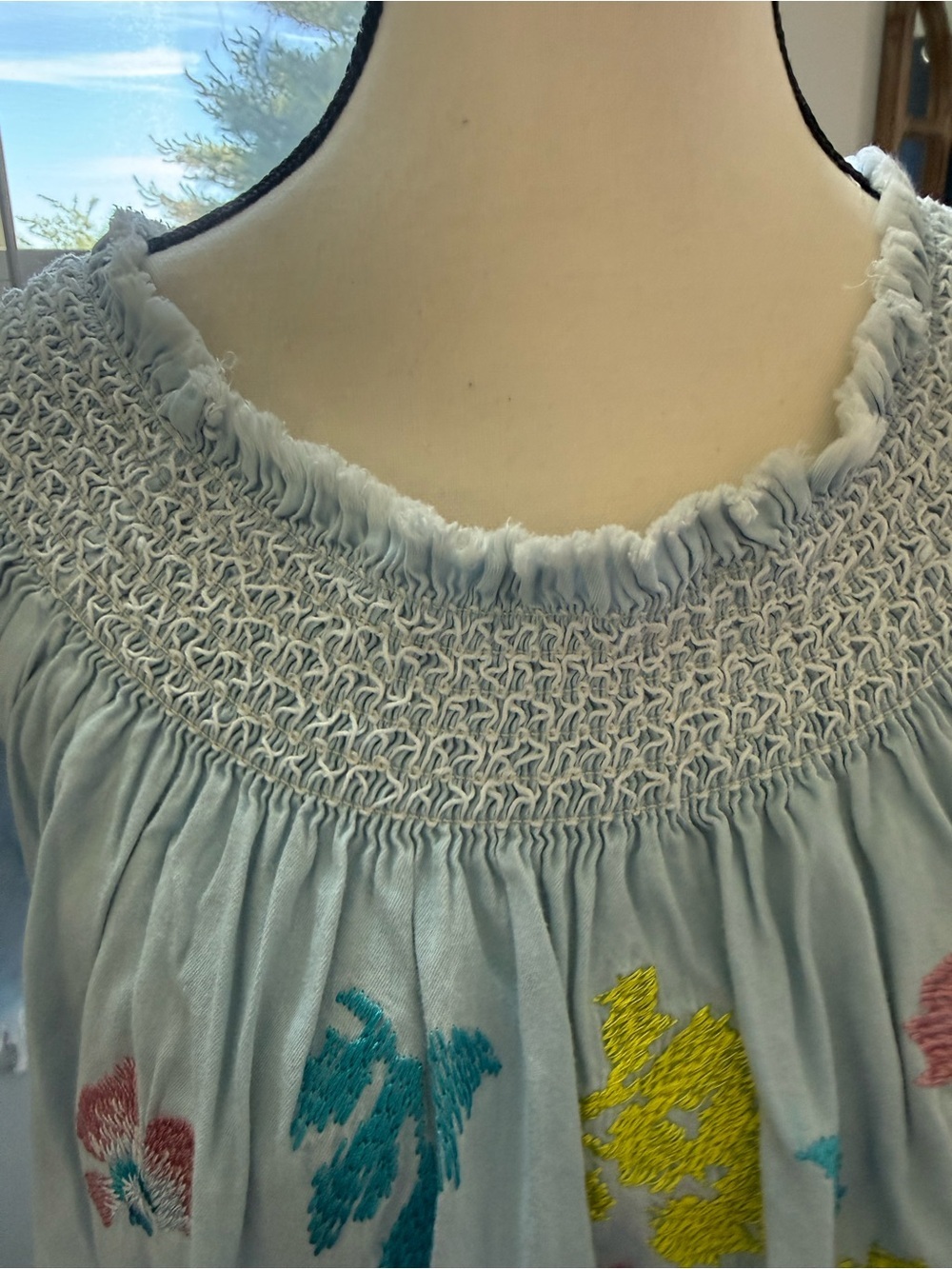 grand & greene Light Blue Embroidered Floral Smocked Top blouse size large - Picture 4 of 10